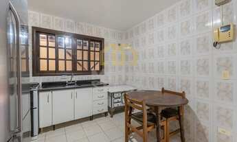 Imagem 4: Casa térrea com sobrado à venda em Santa Felicidade - Curiitba/PR