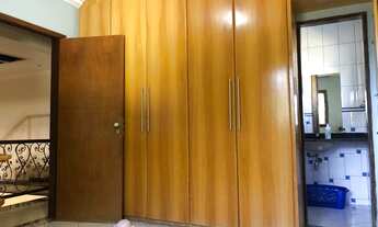 Imagem 5: Sobrado de 383m² com excelente área e piscina no Bairro Feliz!