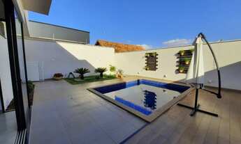 Imagem 4: Casa para venda com piscina com 3 quartos em Residencial Interlagos - Rio Verde - Goiás