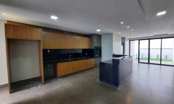 Imagem 5: Casa para venda com 3 suites com armários no Laranjeiras em rio Verde GO