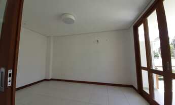 Imagem 4: Casa de condomínio para venda tem 450 metros quadrados com 4 quartos