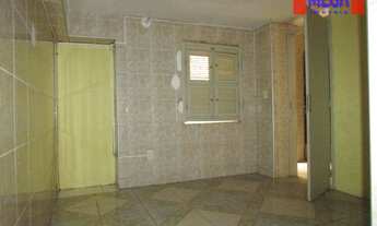 Imagem 3: Casa com 2 quartos para alugar, próximo ao Shopping Benfica