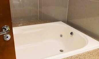 Imagem 5: Casa de condomínio para venda com 379 metros quadrados com 4 quartos em Jardins Madri - Go