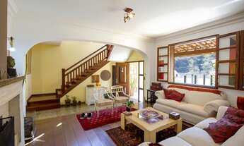 Imagem 4: Casa duplex no Vale do Ipê, 5 quartos, suites, pomar, jd. inverno, lareira, espaço gourmet