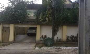 Imagem 4: Sobrado 3 Suítes, 04 Vagas, 380m² - Setor Três Marias