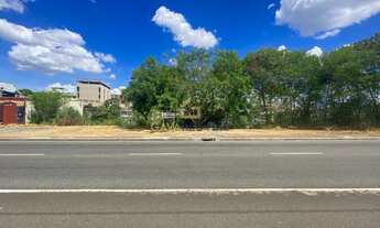 Imagem 2: Lote com 24 metros de frente para a Av. Alice Coutinho, 648 m² - São Conrado, Cariacica