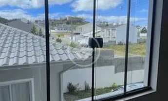 Imagem 5: FAC_Belíssimo sobrado com 3 quartos sendo um deles suíte, lavabo, cozinha americana, lindo