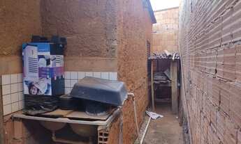 Imagem 4: Vendo lote com casa de fundo