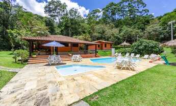 Imagem 2: Cód.: 2 - Casa com 4 suítes - Green Village - Quebra Frascos - Teresópolis/RJ