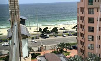 Imagem 2: Linda cobertura semi mobiliada com 3 suítes na Lúcio Costa