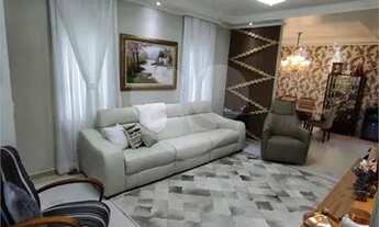 Imagem 2: Sobrado com 3 suítes e 4 vagas no bairro do Imirim