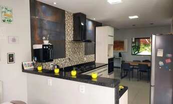 Imagem: TAT-EG142 Casa para venda tem 100 metros