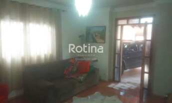 Imagem 2: Excelente casa no Santa Monica em Uberlândia