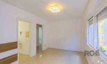 Imagem: PORTO ALEGRE - Apartamento Padrão - Auxiliadora