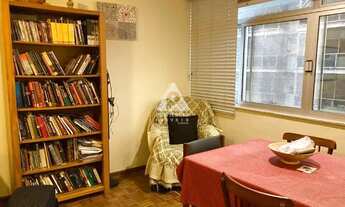 Imagem 4: Excelente apartamento na Urca! Tem, no original, 3 quartos (um dos quais foi revertido par