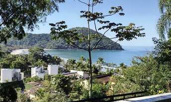 Imagem: Casa com piscina e vista para o mar em Barra