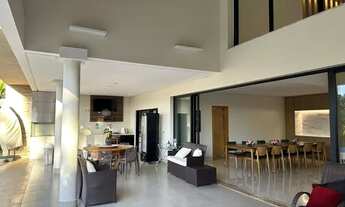 Imagem 7: Sobrado a venda no Aldeia do Vale tem 1320 m², acabamento alto padrão, 4 Suítes plenas!!