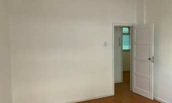 Imagem 5: Apartamento para aluguel possui 40 metros quadrados com 1 quarto em Humaitá - Rio de Janei