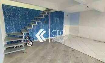 Imagem 2: Sobrado com 3 dormitórios com área Gourmet com churrasqueira