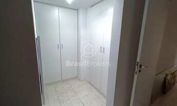 Imagem 4: Apartamento para venda possui 266 metros quadrados com 4 quartos