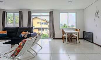 Imagem 2: Cobertura triplex em região nobre da Lagoa da Conceição, 4 dormitórios, 2 suítes, 4 banhe