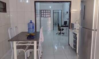 Imagem 4: Vende-se casa grande em ótima localização!