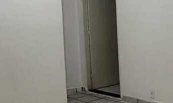 Imagem 2: Aluga-se casa ampla 02 cômodos e lavanderia individual