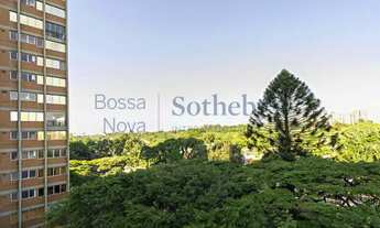 Imagem 8: Apartamento reformado com terraço amplo