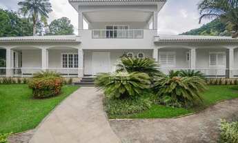 Imagem: Mansão duplex em Condomínio dos Médicos