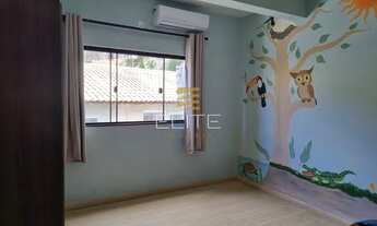 Imagem 4: Prédio com 07 apartamentos no Pantanal - Florianópolis