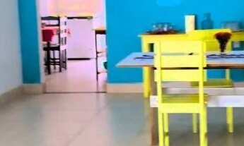 Imagem 4: Refúgio Perfeito com Piscina e Churrasqueira Perto do Mar