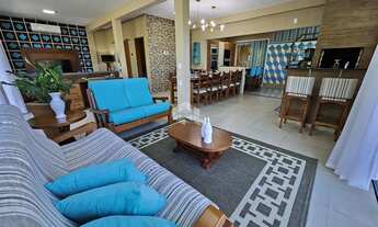 Imagem 2: Casa alto padrão, 5 suítes, 8 banheiros, escritório, 5 garagens, piscina, deck, sala de es