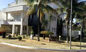 Imagem: Sobrado para venda possui 409 metros quadrados