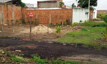 Imagem 7: Terreno em frente ao iloa