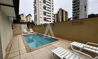 Imagem 6: Apartamento mobiliado com 3 quartos, sacada com churrasqueira, no bairro Atiradores