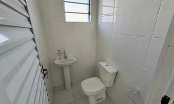 Imagem 5: ALUGO . GALPÃO: 300m2 em Avenida Comercial. Ótimo local