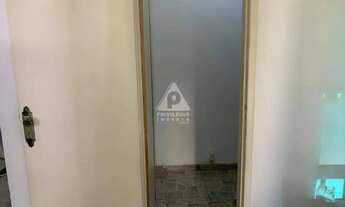 Imagem 7: Privilégio Imóveis vende: Excelente Sala Comercial com 2 ambientes mobiliada, com ar condi