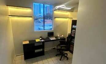 Imagem 4: Casa para Aluguel no Bairro Jóquei, Teresina - 6 Quartos, 3 Suítes, Mobiliada