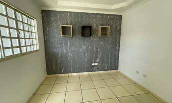 Imagem 4: Casa com Quintal Grande 3 quartos sendo uma Suíte - Residência Quadra Norte (Londrina/PR