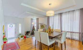 Imagem 7: 3 suítes, quintal muito aconchegante, 4 vagas, condomínio Green Village Park