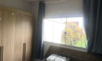 Imagem 3: Vendo ágio casa 2 Quartos 3 banheiro 280 MT ?2 pego carro como parte valor:200 mil aceito