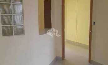 Imagem 2: Sala comercial na rua José de Alencar em frente ao Hospital Mãe de Deus