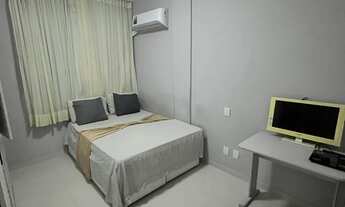 Imagem 2: Apartamento barra circuito do carnaval 50m praia