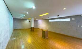 Imagem 7: Sobrado Comercial]