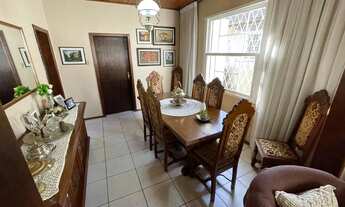 Imagem 7: Casa com pátio com 3 dormitórios, 2 banheiros e 4 vagas