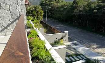 Imagem 5: Sobrado para venda tem 164 metros quadrados com 3 quartos em Pântano do Sul - Florianópoli