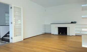 Imagem 2: Sobrado para aluguel possui 280 metros quadrados no Pacaembu - São Paulo SP