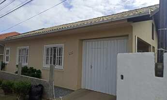 Imagem: CASA COM 2 DORMITÓRIOS NOS INGLESES