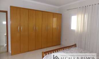 Imagem 6: Casa de condomínio para venda possui 260 metros quadrados com 3 quartos