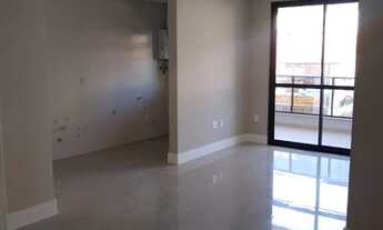 Imagem 2: Fase final de acabamento aptos três suítes, 2 vagas, 1 hobby box e ampla sacada - Trindade